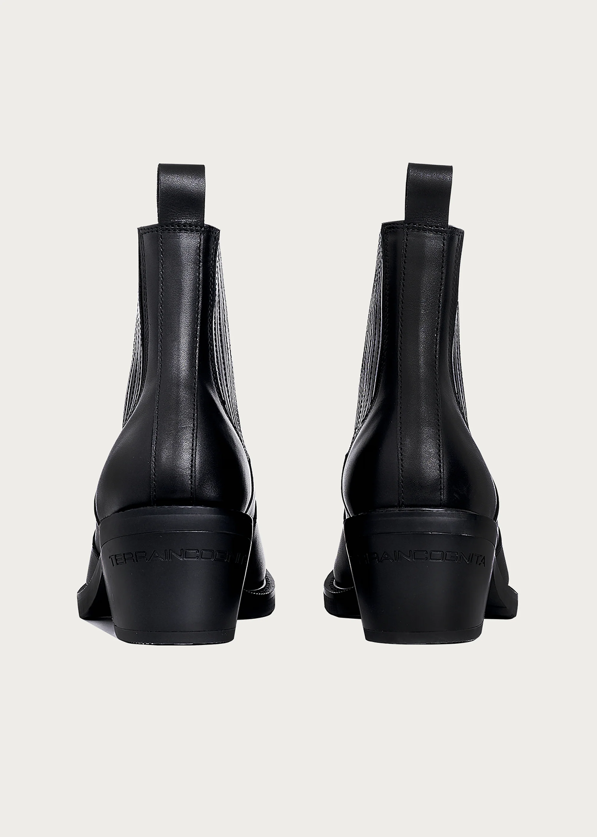 Pointed-Toe Calfskin Chelsea Boots Obsidian Black - Image 10