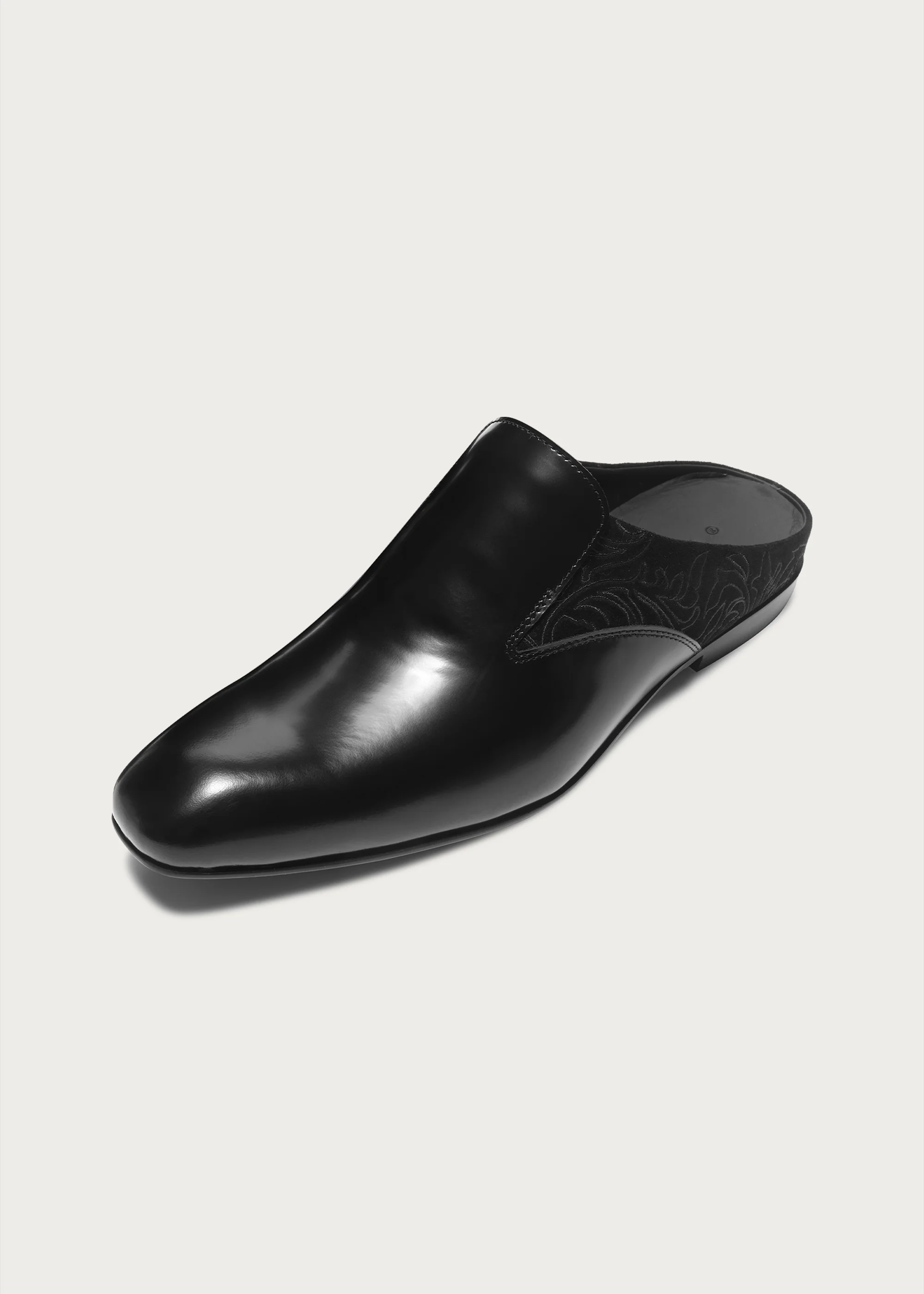 Flower-Patterned Pointed Mules Black - Image 5
