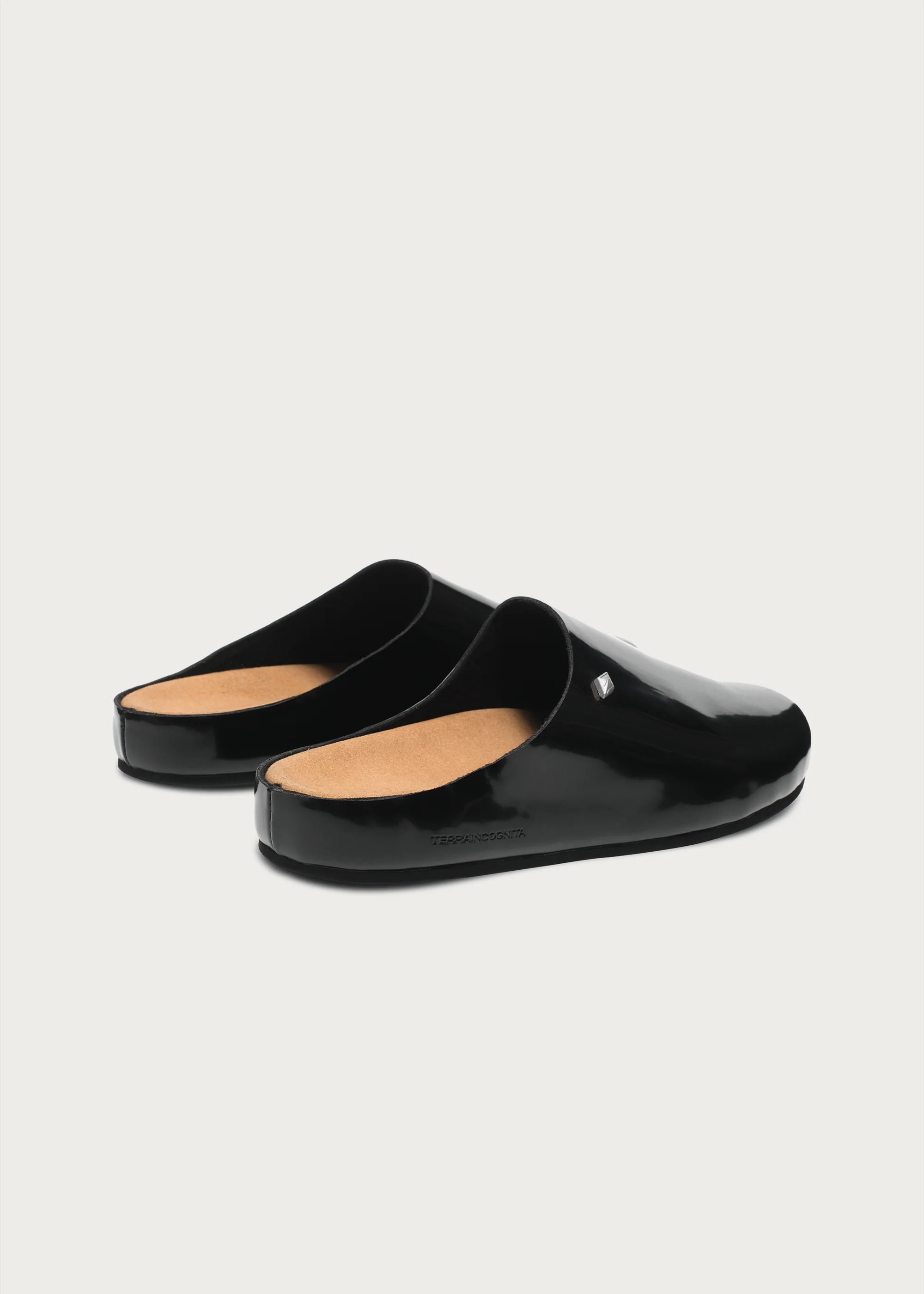 Star Emblem 3.0 Clogs Glossy Black - Image 8