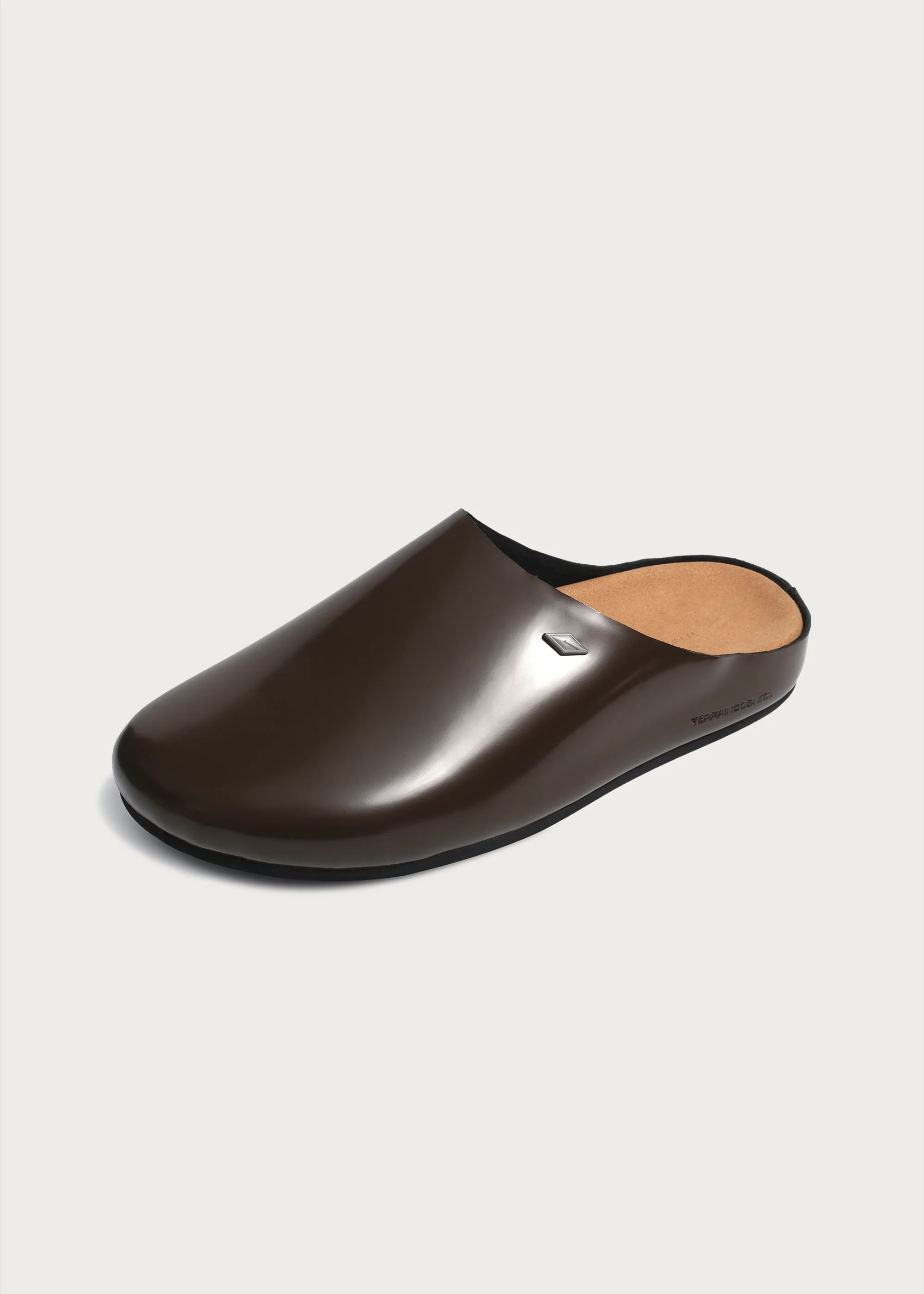 Star Emblem 3.0 Clogs Glossy Brown - Image 7